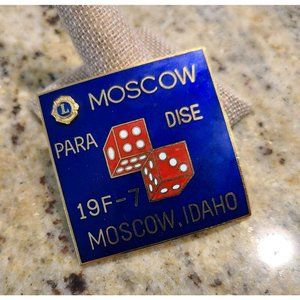 Vintage Lions Club Pin Moscow, Idaho Para Dise 19F-7. Red Dice 1977?